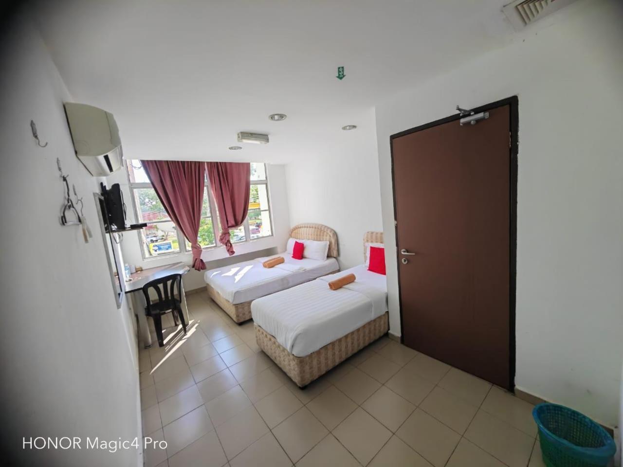 Melawati Ria Hotel Kuala Selangor Luaran gambar